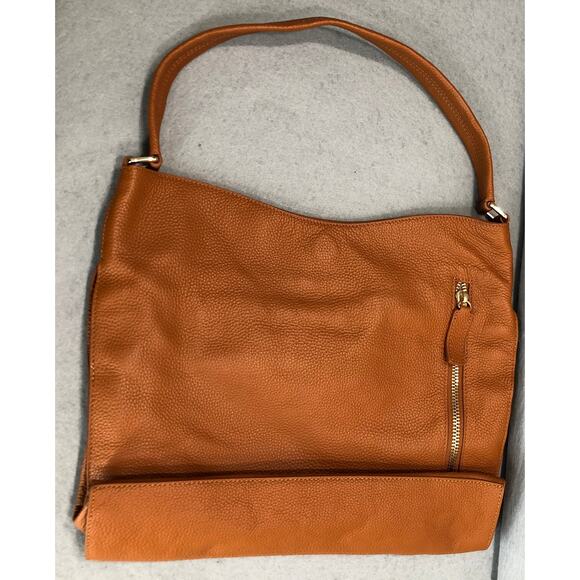 Tote Le Monde Cognac Pebble Leather Shoulder Bag - Picture 10 of 11